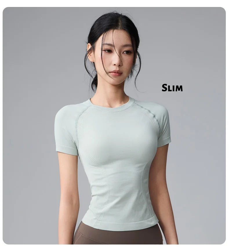 Women's Slim-Fit Short-Sleeve Pilates Top with a Slimming Effect, Stretch Running Top, and High-Waisted Butt-Lifting Shorts Yoga